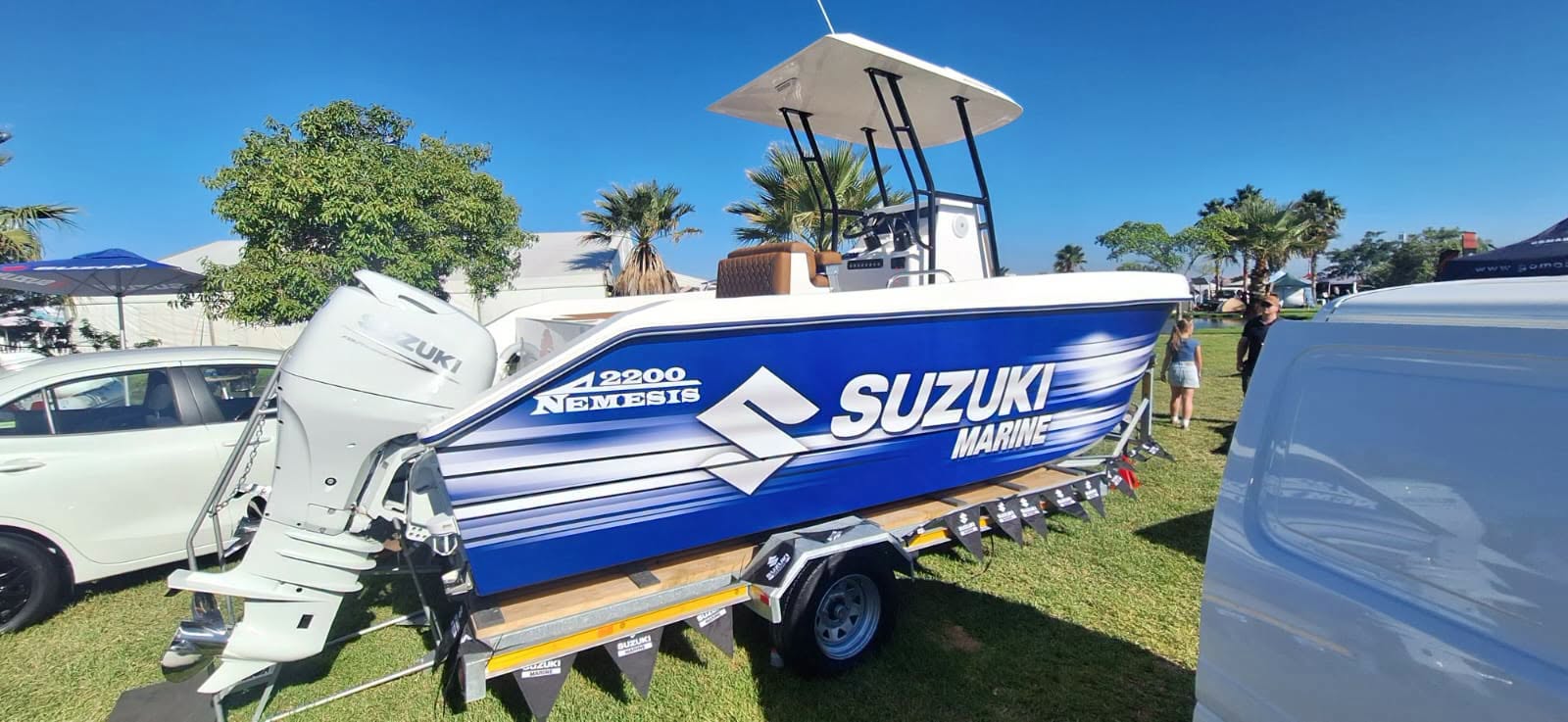 2200 NEMESIS WITH 2 X DF100BTX SUZUKI 4-STROKES