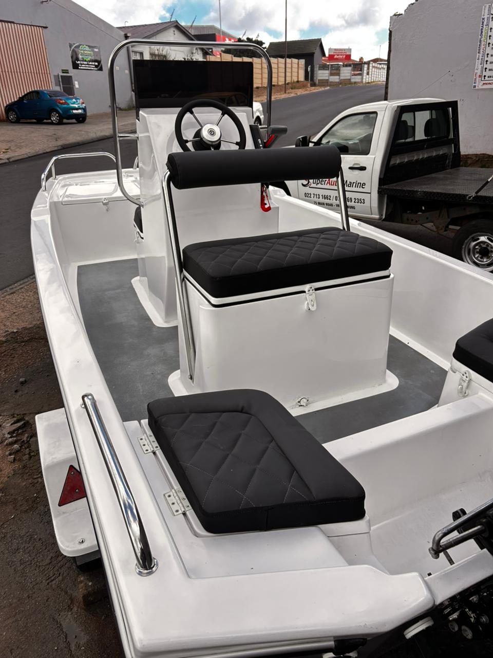 420 SCOUT ON GALV TRAILER WITH DF30 SUZUKU 4-STROKE