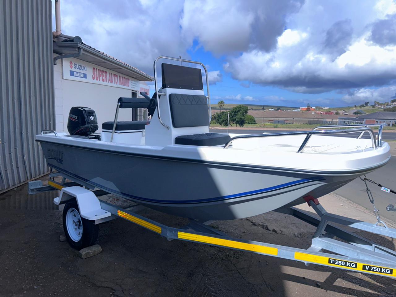 420 SCOUT ON GALV TRAILER WITH DF30 SUZUKU 4-STROKE - Image 4