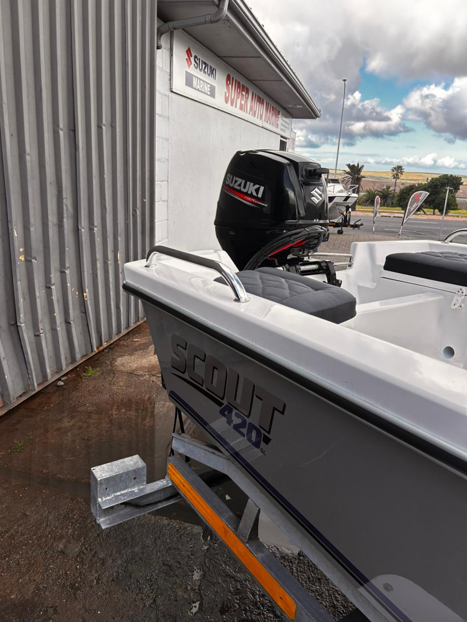 420 SCOUT ON GALV TRAILER WITH DF30 SUZUKU 4-STROKE - Image 6