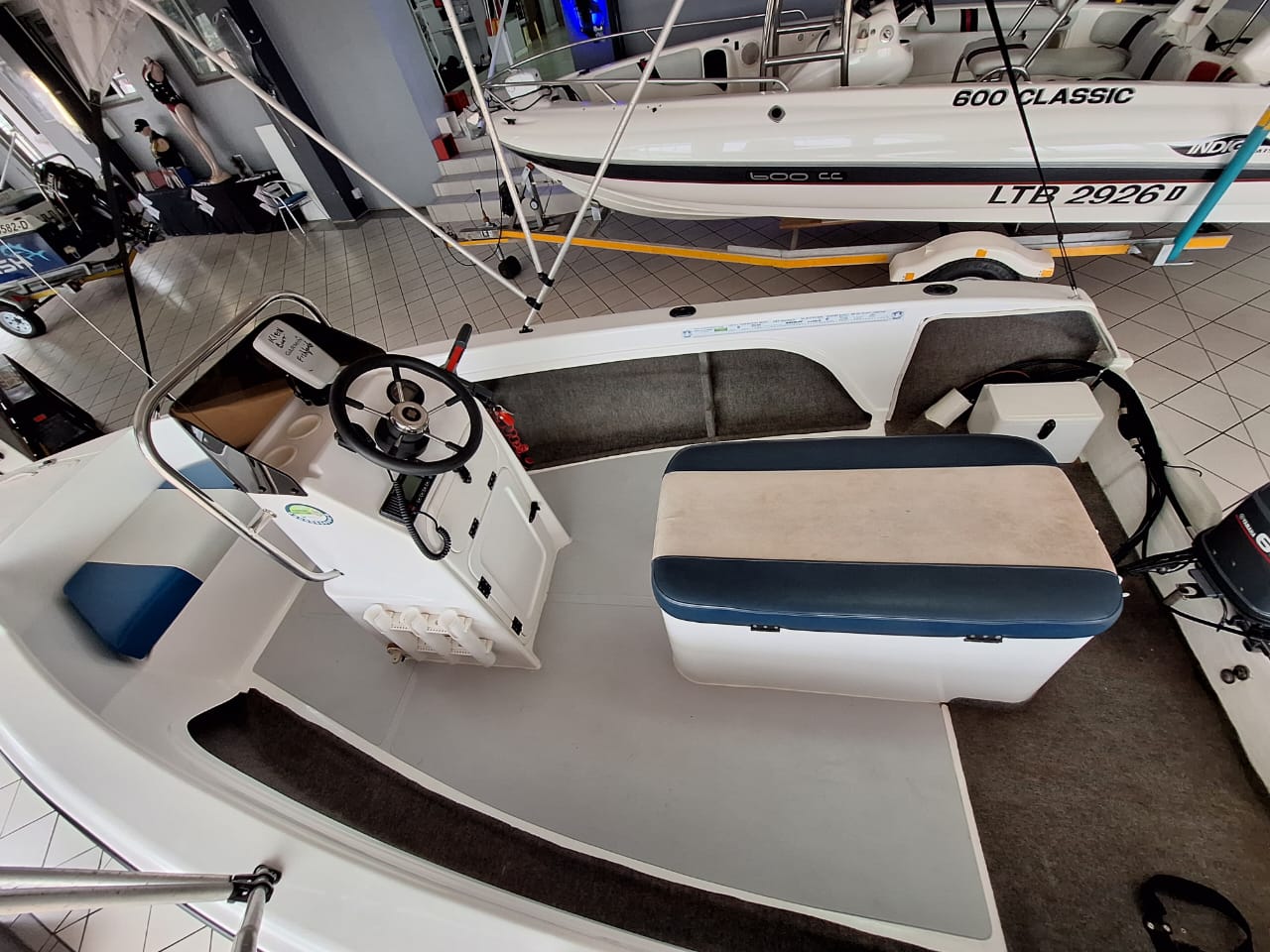 465 Explorer 60HP Yamaha 2-Stroke - Image 3