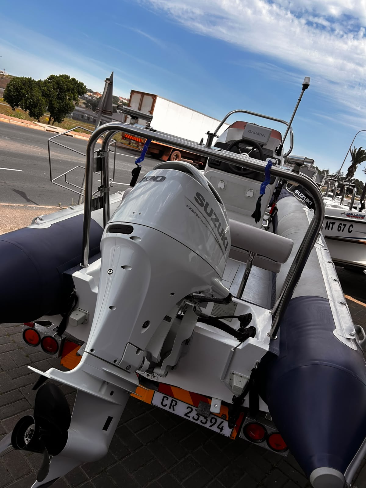 510 FALCON ON GALV TRAILER WITH DF100BTL SUZUKI 4-STROKE - Image 4