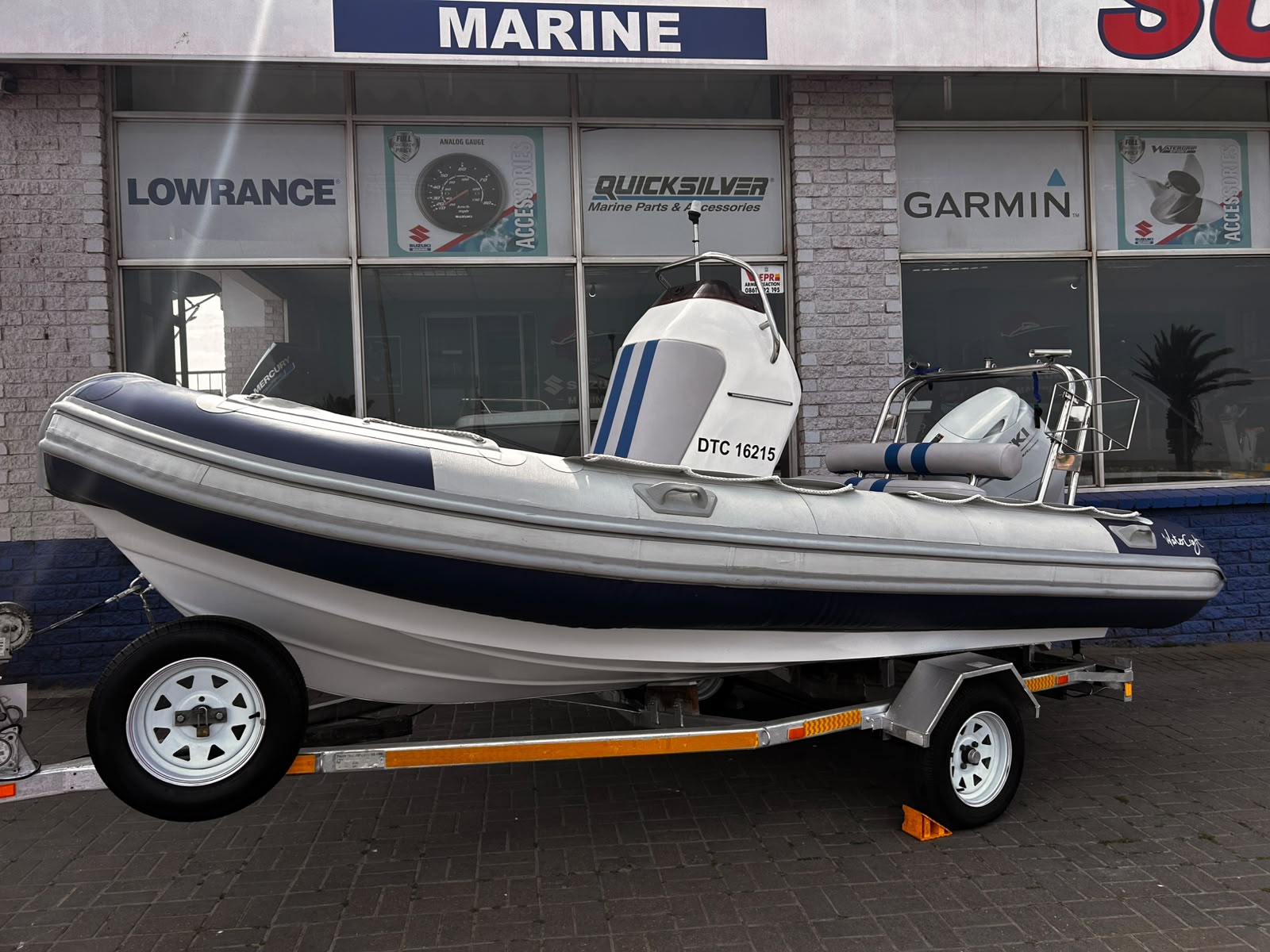 510 FALCON ON GALV TRAILER WITH DF100BTL SUZUKI 4-STROKE