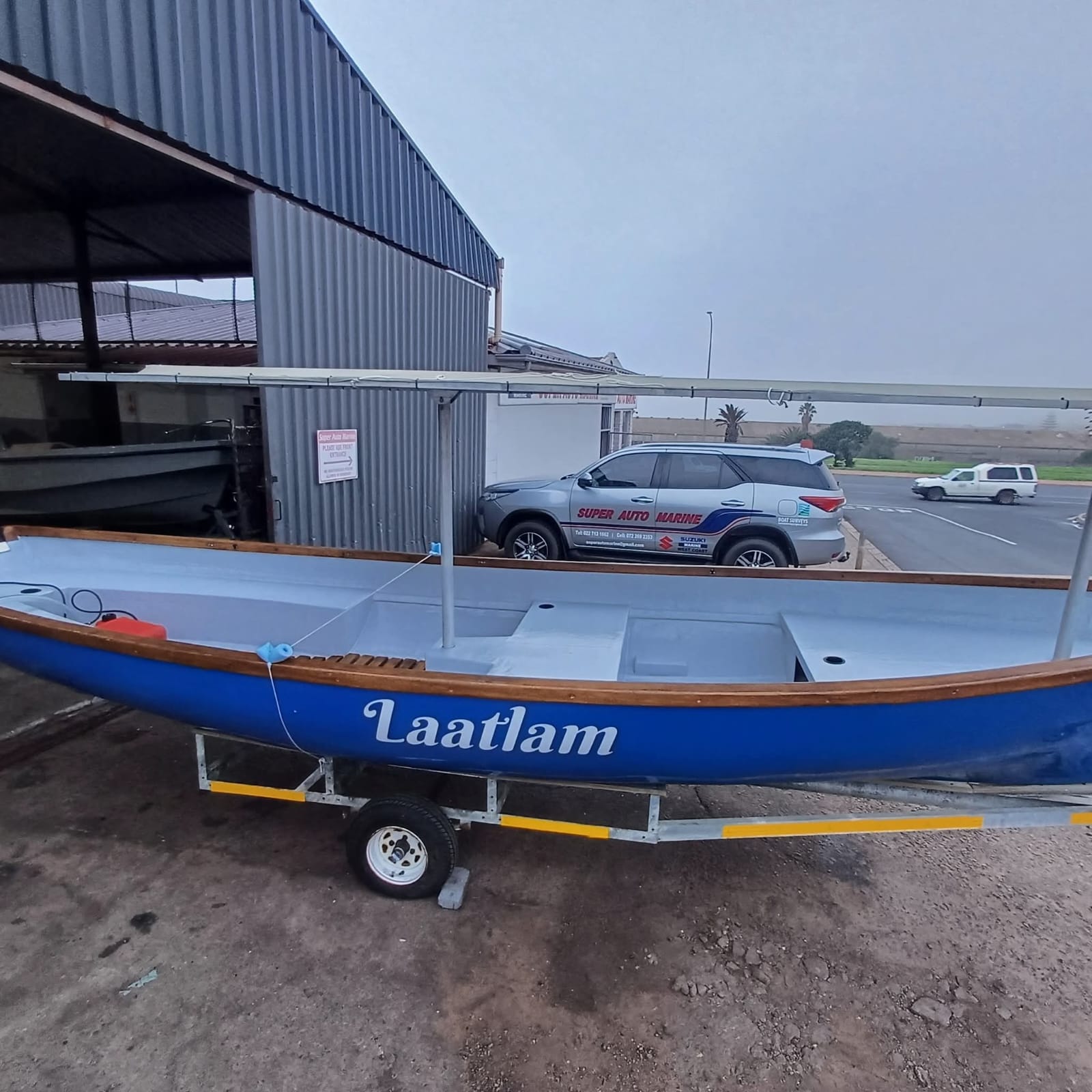 6M LELLO BOAT ON TRAILER WITH 15HP YAMAHA ENDURO - Image 4